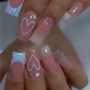 Boomer French Press-On Nails Blue Glitter Heart